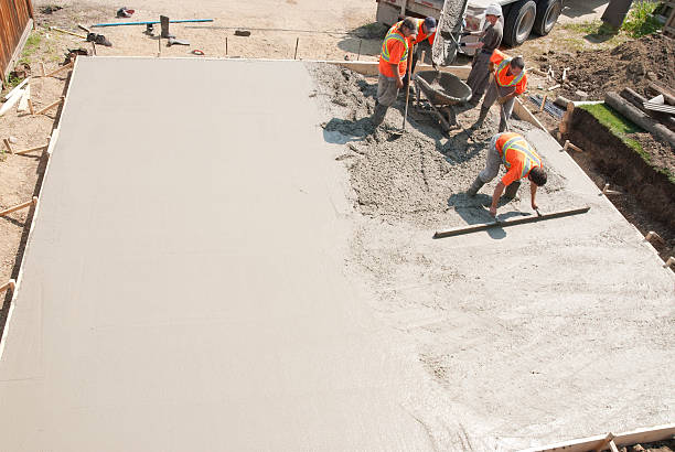 Best Commercial Concrete Contractor  in Minoa, NY